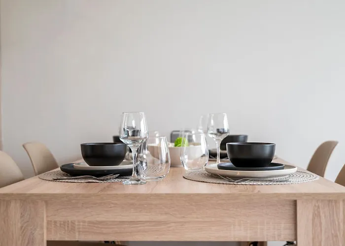 Modern Urban Retreat Apartment