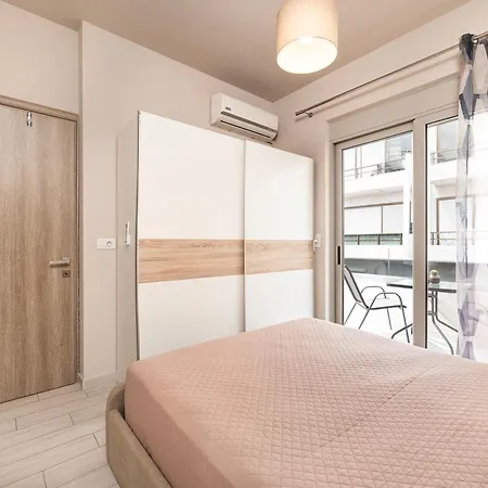 Apartment Modern Urban Retreat Kos Town