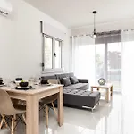 Modern Urban Retreat *