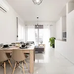Lägenhet Modern Urban Retreat